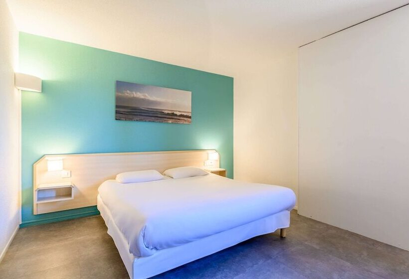 اتاق استاندارد سه نفره, Comfort Hotel Orleans Saran