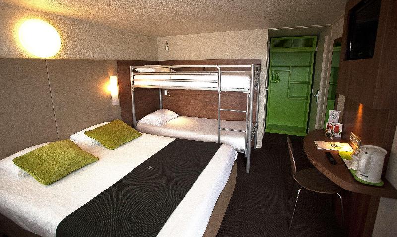 Четырехместный Номер Стандарт, B&b Hotel Avignon Sud Parc Des Expositions