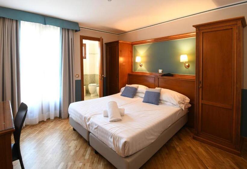 Quarto standard, Cavour
