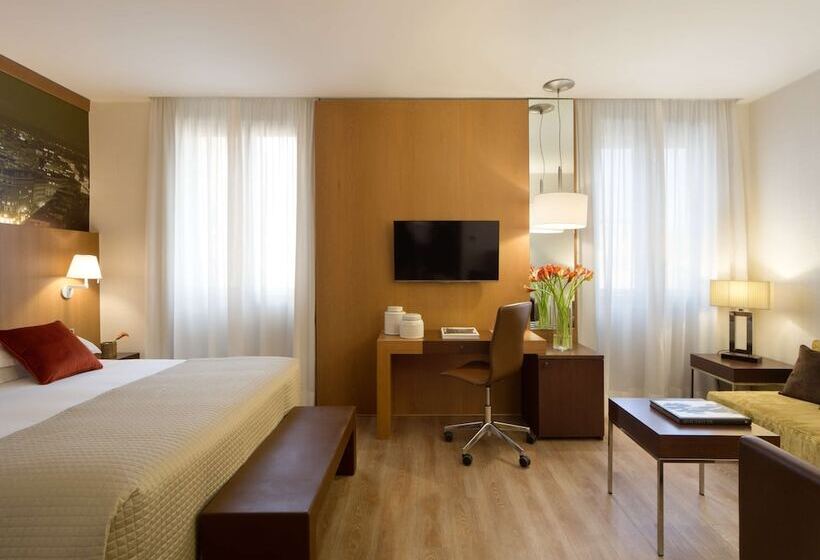 سوییت جونیور, Starhotels Ritz
