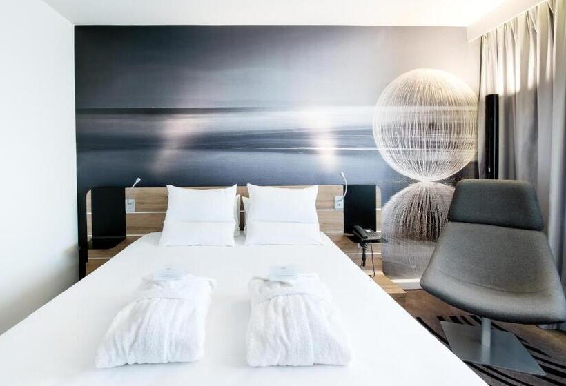 Номер Executive, Novotel Warszawa Airport