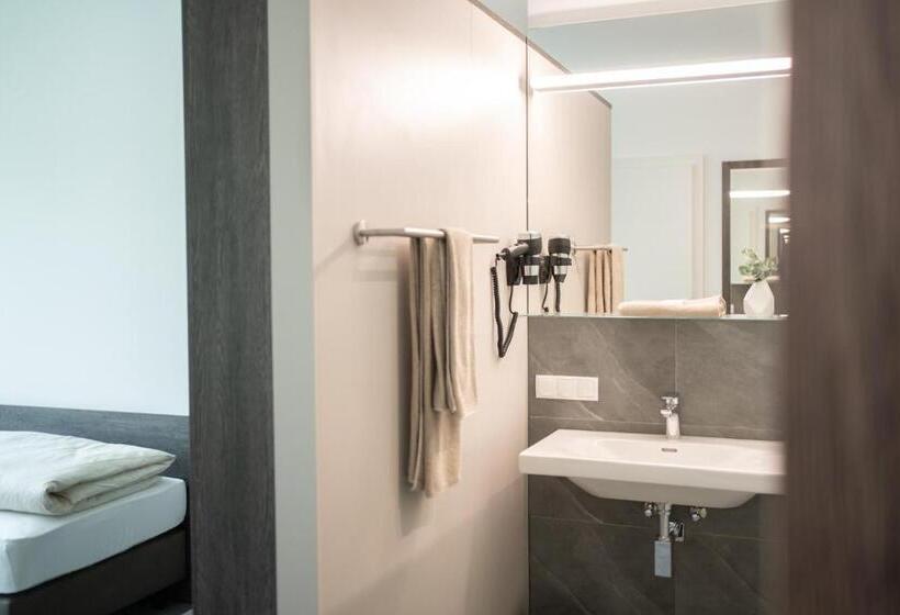 스탠다드 싱글 룸, Eee Hotel Liezen