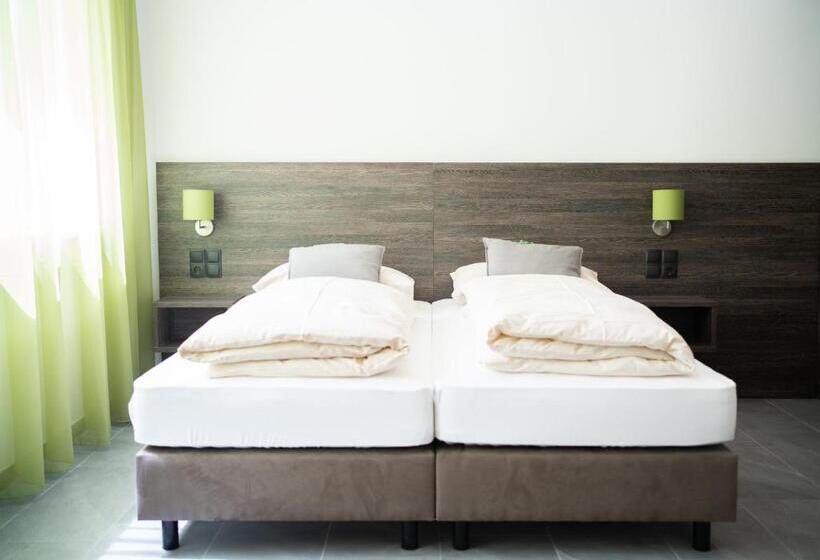 패밀리 룸, Eee Hotel Liezen