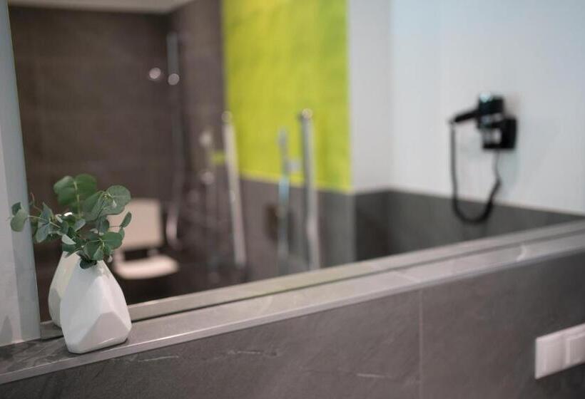 장애인을 위한 스탠다드 룸, Eee Hotel Liezen