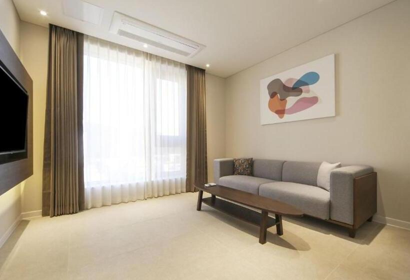 Люкс, Hermon Hotel Gangseo