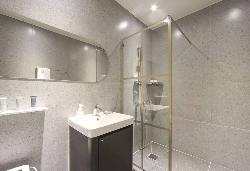 Номер Стандарт, Hermon Hotel Gangseo