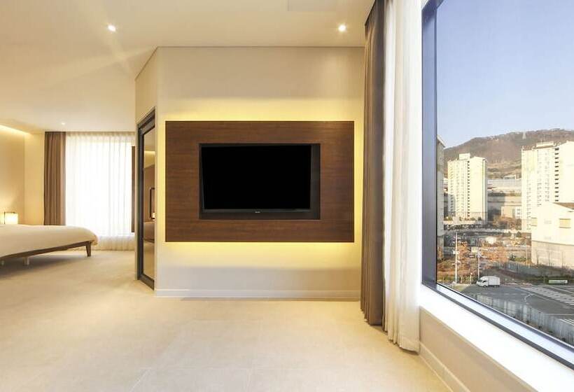 Люкс, Hermon Hotel Gangseo