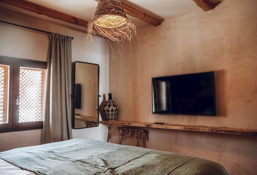 اتاق خانوادگی با چشم‌انداز دریا, Nomad Hotel   Xábia Port