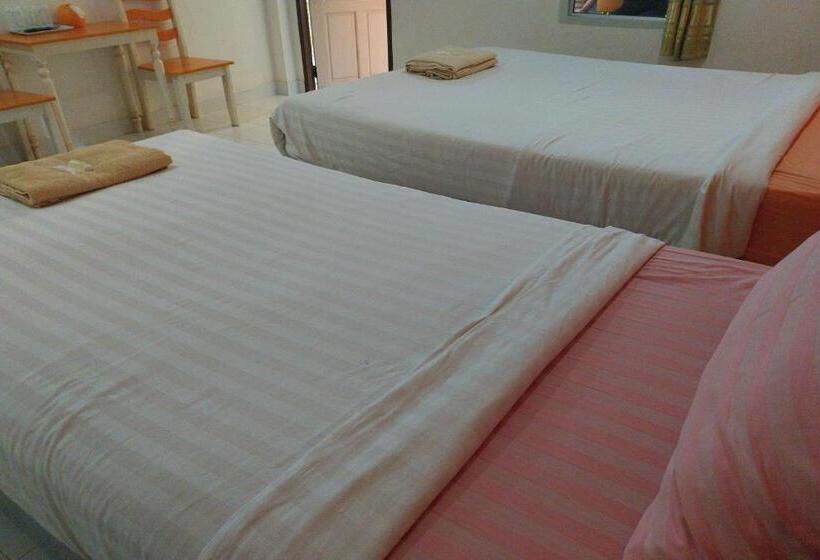 Семейный Номер, Review Resort