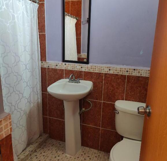 Номер Стандарт Трехместный, Posada Santa Elena
