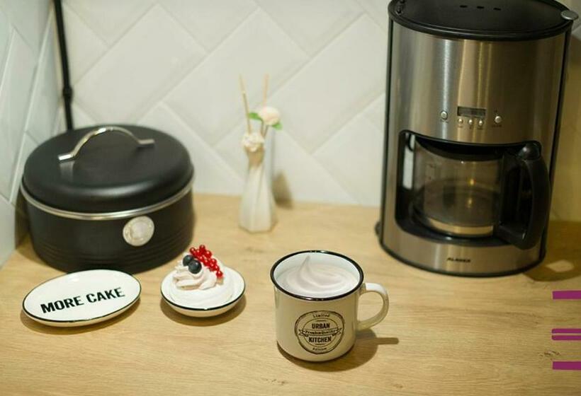 تختخواب در اتاق مشترک, Inverve Hostel