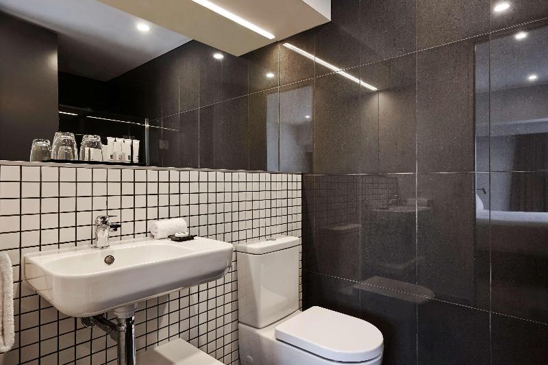 Quarto Familiar Comunicado, Travelodge Hotel Auckland Wynyard Quarter