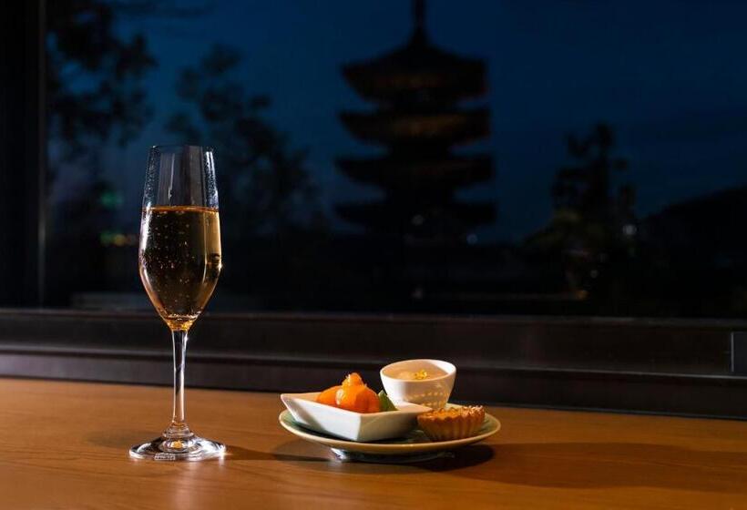 اتاق استاندارد با تراس, The Hotel Seiryu Kyoto Kiyomizu   A Member Of The Leading Hotels Of The World