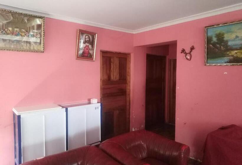 Quarto Quádruplo Clássico, Santa Ana Departamentos