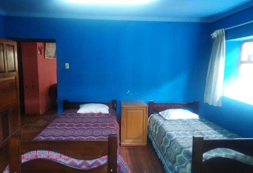 Quarto Quádruplo Clássico, Santa Ana Departamentos