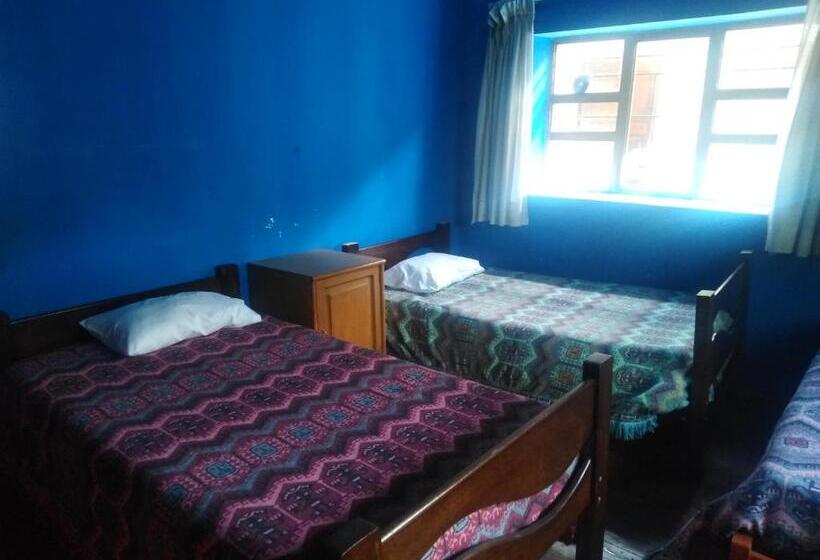 Quarto Quádruplo Clássico, Santa Ana Departamentos