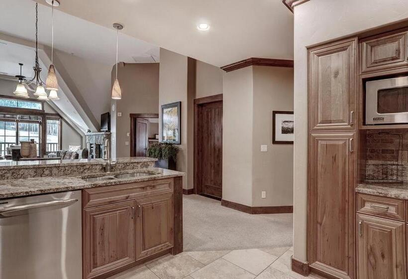 דירת שני חדרים, Breckenridge Luxury Ski In, Ski Out Condos