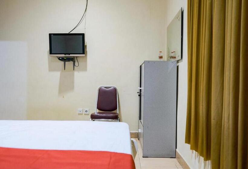 اتاق استاندارد, Reddoorz @ Jalan Gajah Mada Medan 2