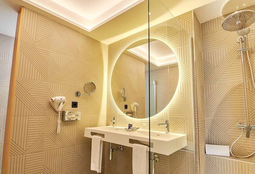 Номер Стандарт Вид на Море, Gloria Palace Amadores Thalasso & Hotels