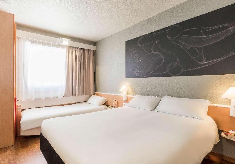 Номер Стандарт, Ibis Granada