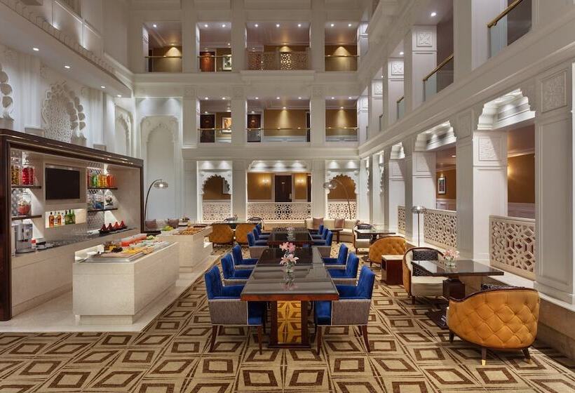 行政套房, Sheraton Grand Pune Bund Garden