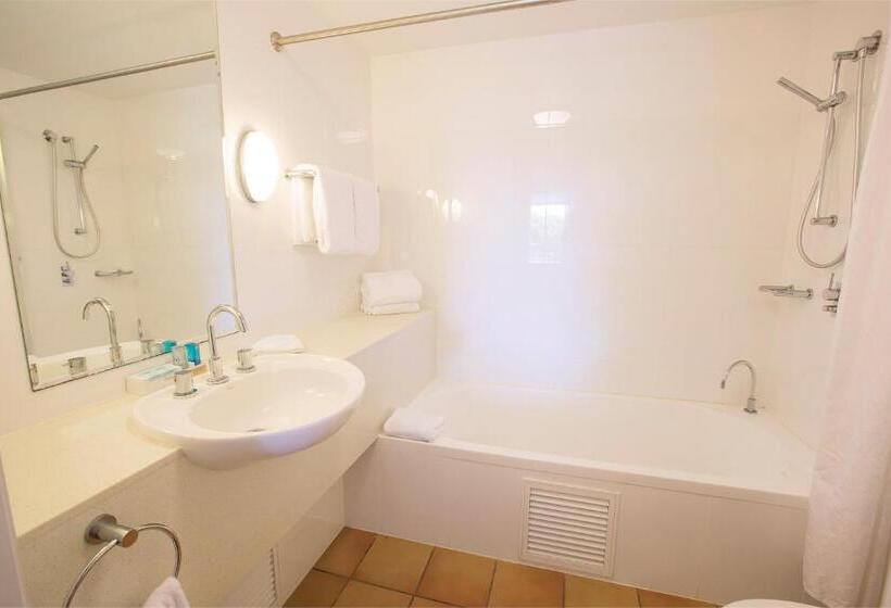 스탠다드 룸 가든 전망, Novotel Sunshine Coast Resort