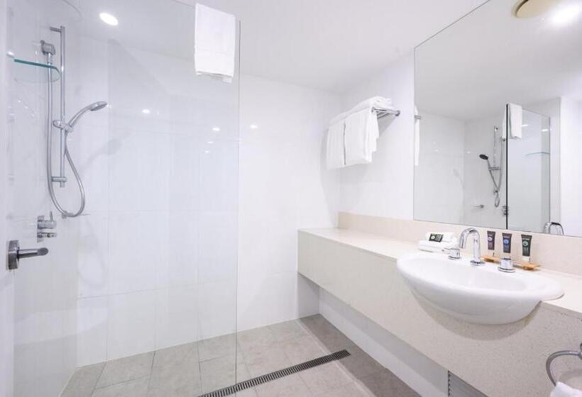 이그제큐티브 룸 킹사이즈 침대, Novotel Sunshine Coast Resort