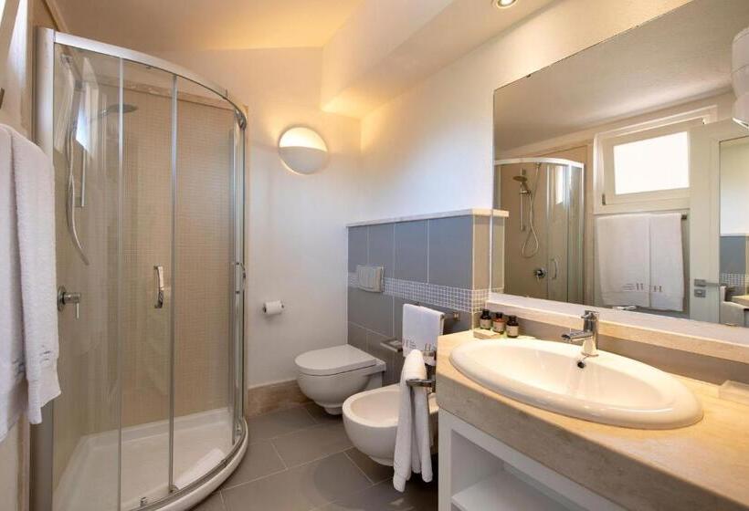Семейный Номер Superior, Chia Laguna   Hotel Village