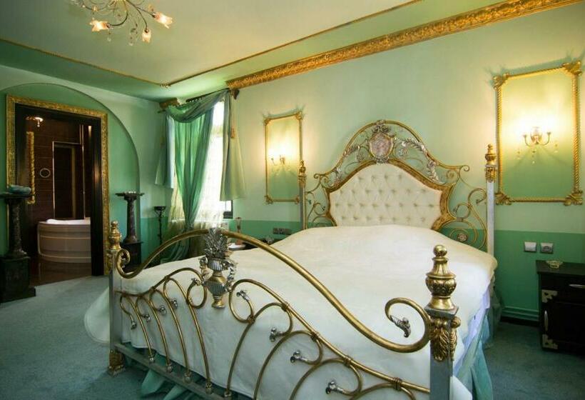 اتاق استاندارد با وان آب گرم, Casa Cu Farfurii