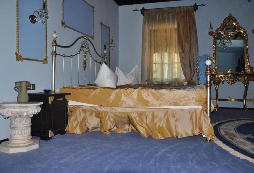 اتاق استاندارد با تخت بزرگ, Casa Cu Farfurii