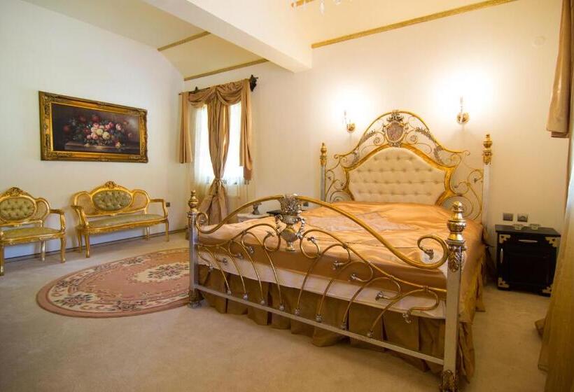 استودیوی استاندارد, Casa Cu Farfurii