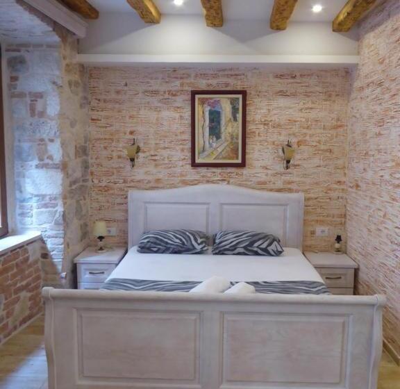 استودیوی استاندارد, Apartments đukić