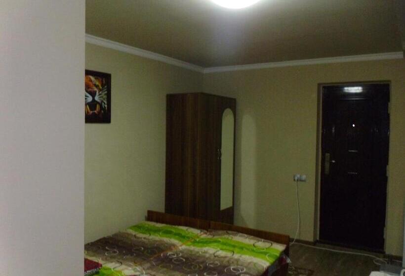 اتاق استاندارد, Private House In Batumi