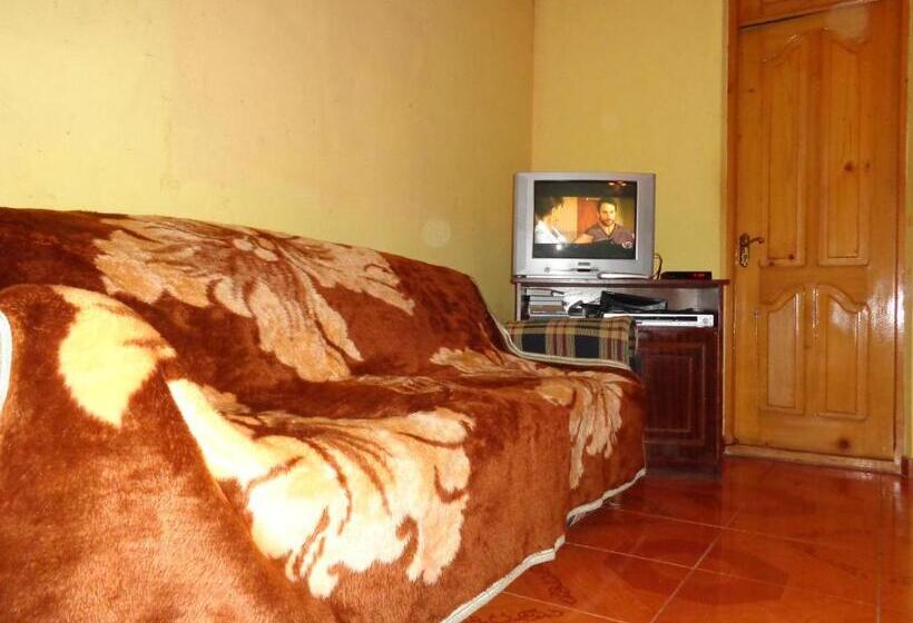 آپارتمان 1 خوابه, Private House In Batumi