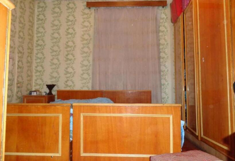 اتاق استاندارد, Private House In Batumi