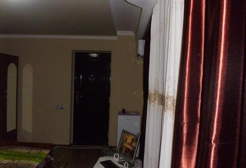 اتاق استاندارد, Private House In Batumi