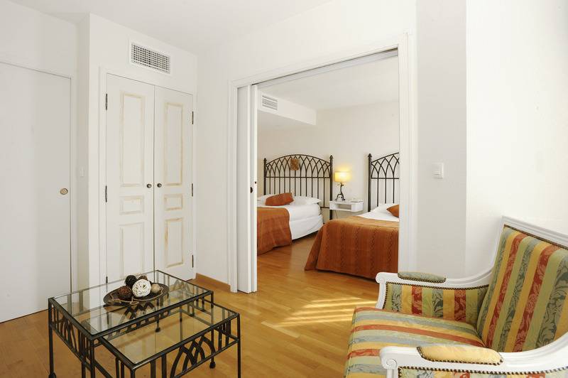 اتاق سوپریور سه تخته, Avignon Grand