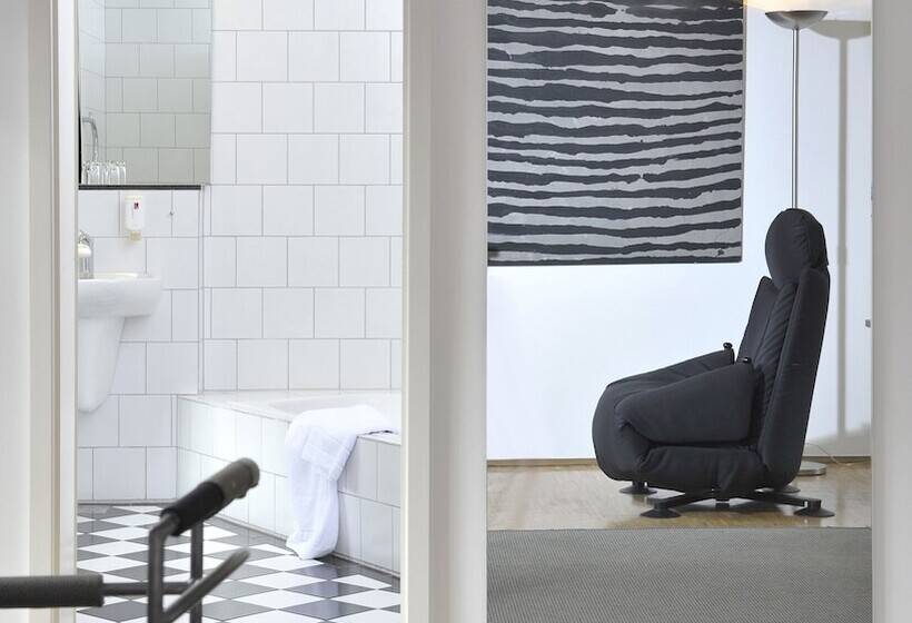 Quarto Estandar, Breuer S Rudesheimer Schloss