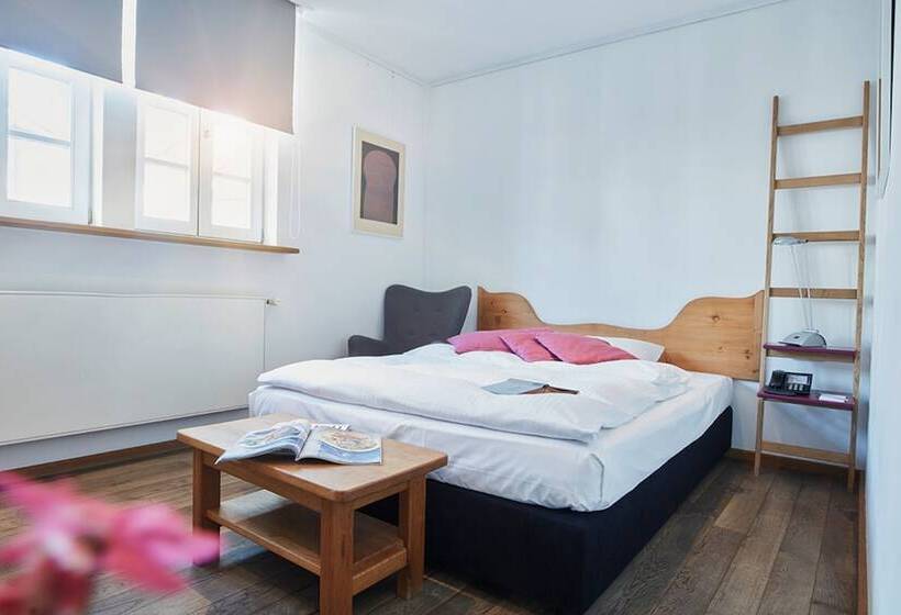 Quarto Estandar Individual, Breuer S Rudesheimer Schloss