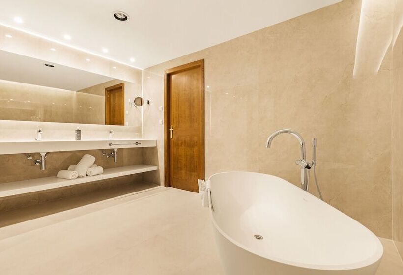 Люкс Вид на Бассейн, Cm Mallorca Palace  Only Adults