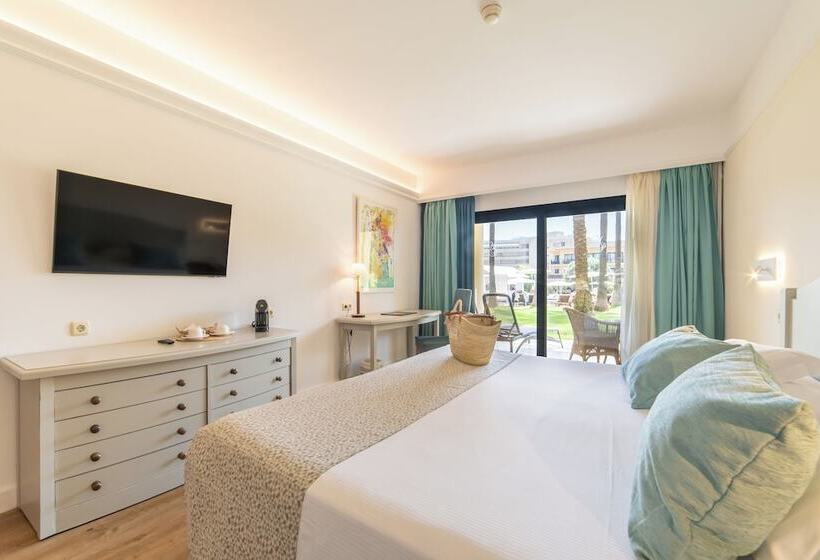 Номер Premium Вид на Бассейн, Cm Mallorca Palace  Only Adults