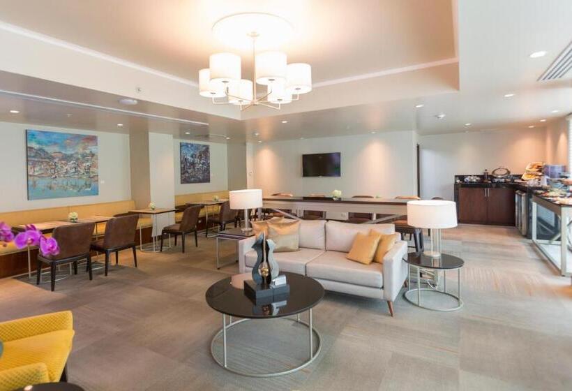 اتاق سوپریور, Delfines Hotel & Convention Center