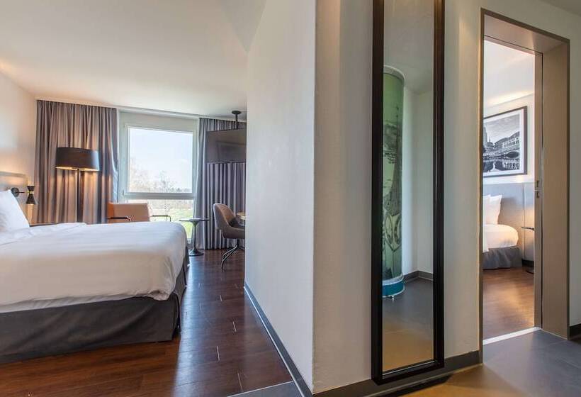 Семейный Номер, Radisson Hotel Zurich Airport
