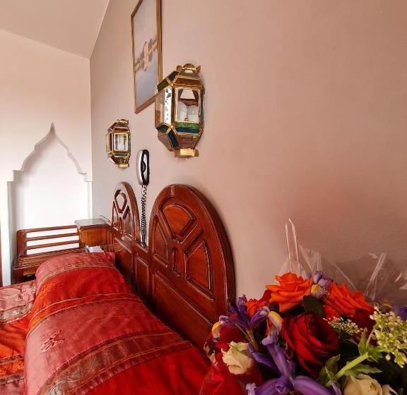 Standard Room, Tachfine