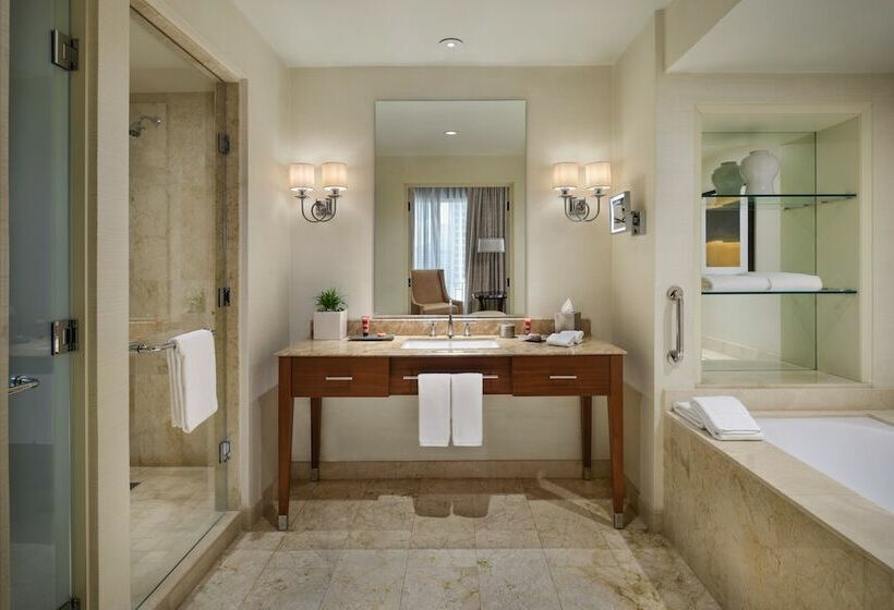 Номер Executive, Bristol Panama, A Registry Collection