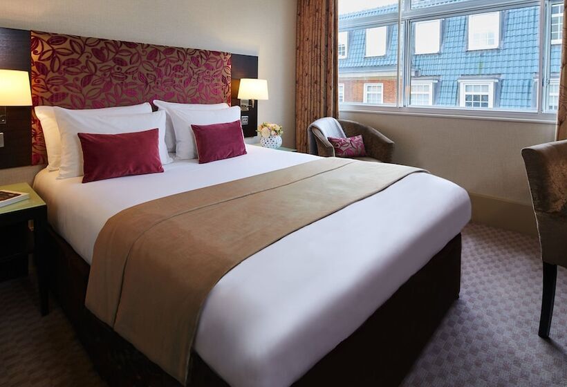 Классический Номер, The Cavendish London