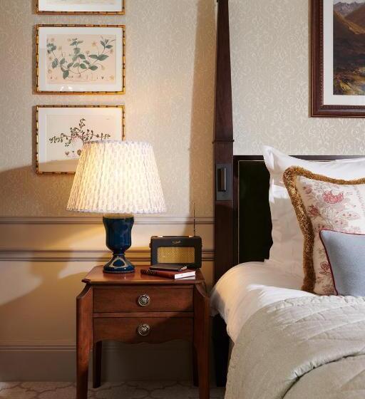 اتاق دلوکس با تخت کینگ و چشم‌انداز, The Gleneagles