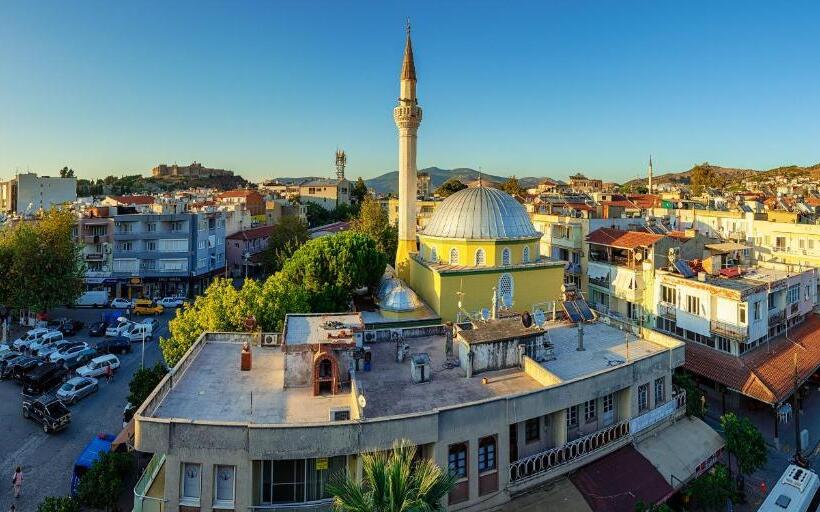 Трехместный Номер Стандарт с Балконом, Ephesus Centrum