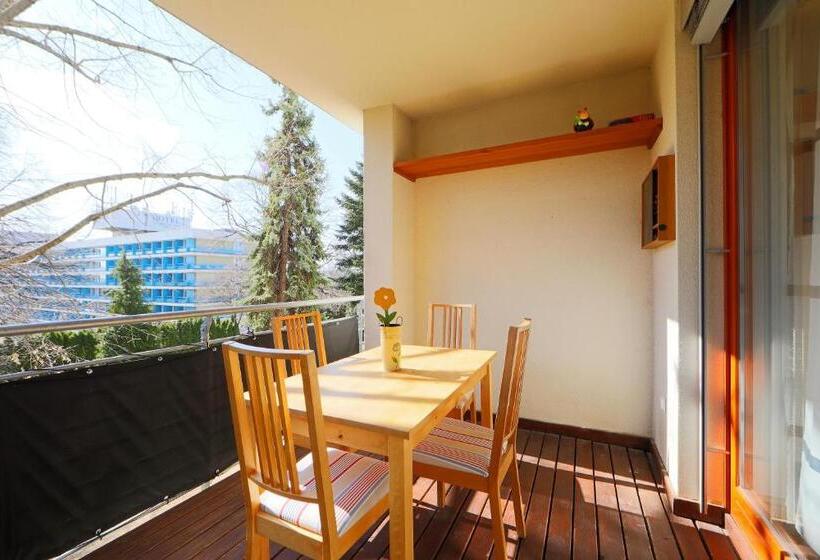 آپارتمان 1 خوابه با بالکن, The Bluedeck Wellness Apartment