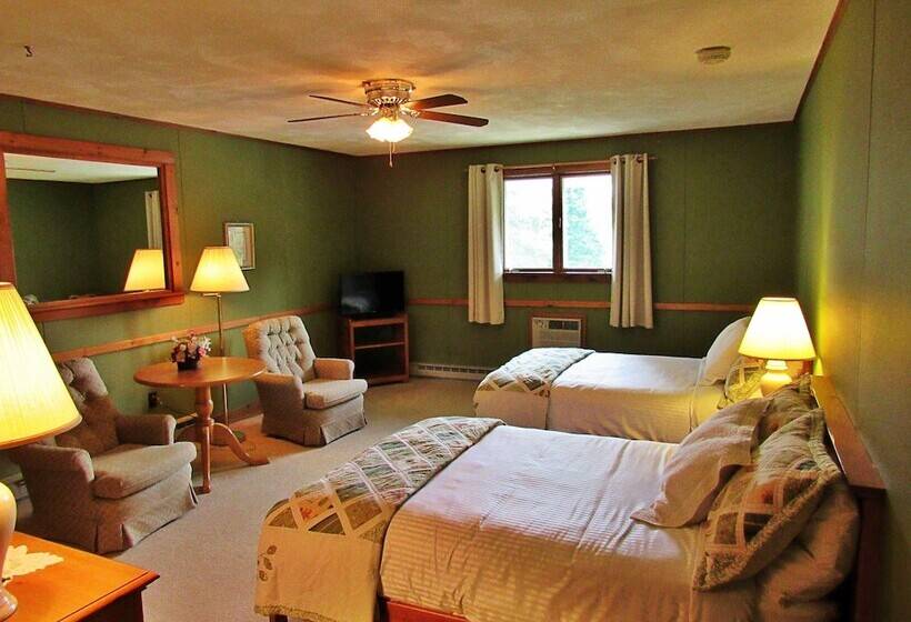 Номер Стандарт, Carlson S Lodge